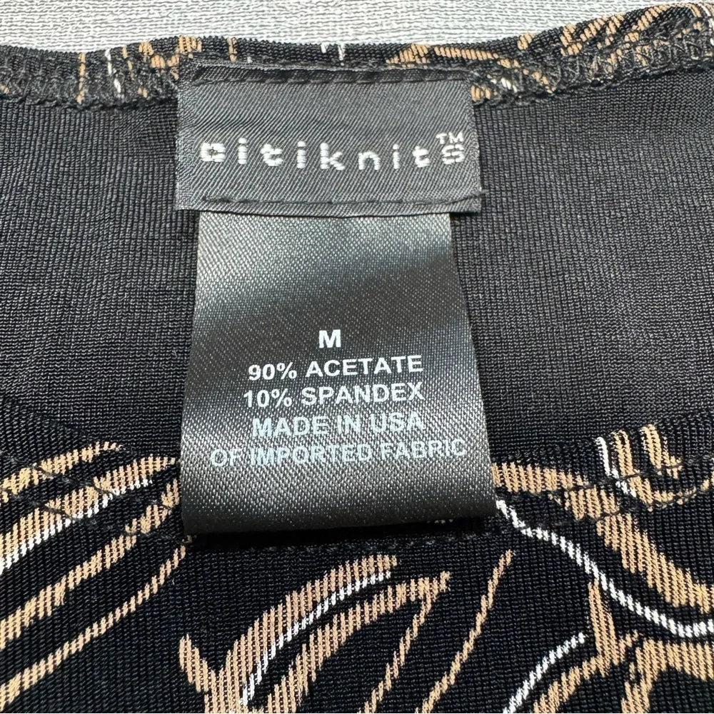Citiknits Liquid Knit Geometric Print Top Size M